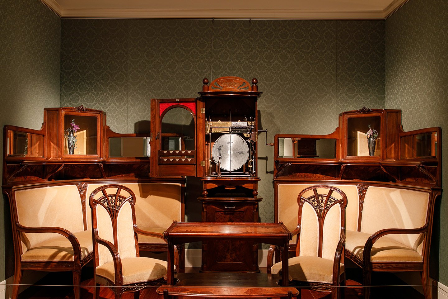 🖼️ 야마자키 마작 미술관 이미지 5